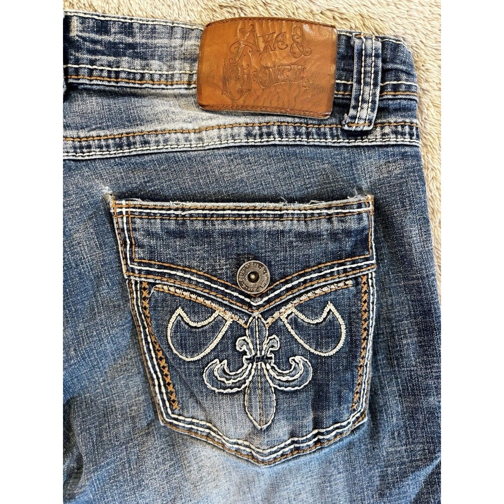 Axe & Crown Jeans Mens Size 32x30 Blue Straight Leg Contrast Stitch Distressed